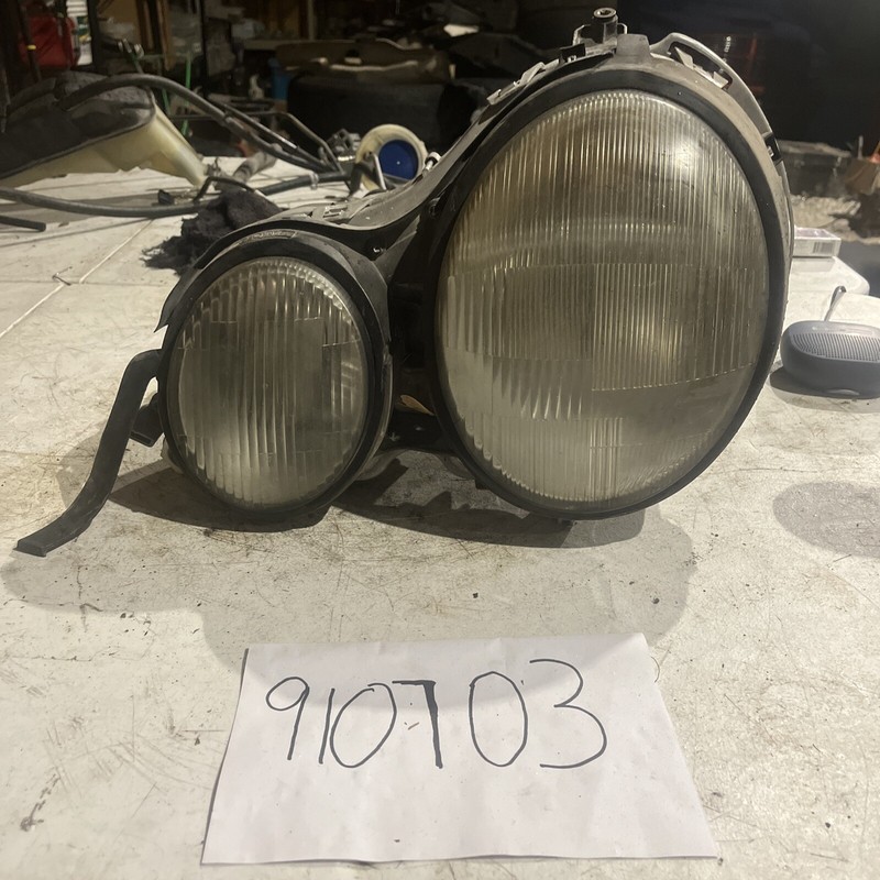 Headlight Left Driver LH Mercedes E320 E430 1996-1999 144345-00 OEM
