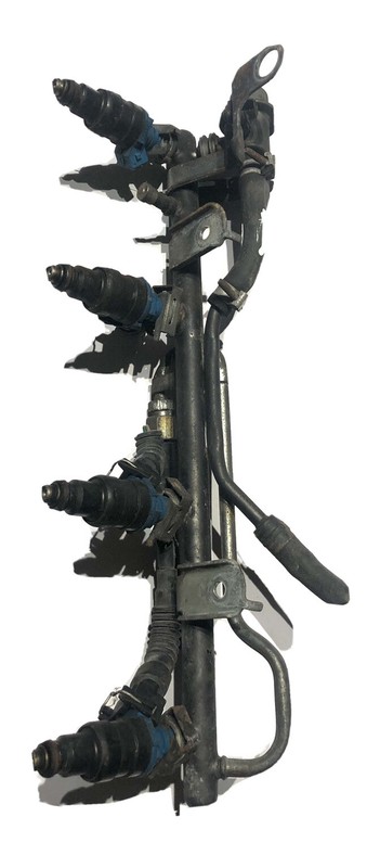 Fuel rail &fuel filter 90-94 Fuel Injector REGINA REX 89-92 Volvo740 2.3L-L4 940