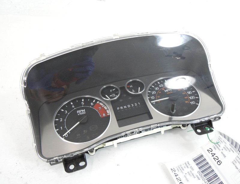 2007 07 Hummer H3 Speedometer Instrument Cluster US Auto Trans OEM 178K