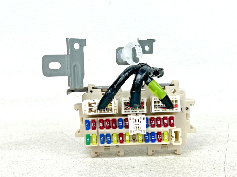 ⭐2011-2024 INFINITI QX56 INTERIOR CABIN FUSE RELAY JUNCTION BOX BLOCK LOT2670