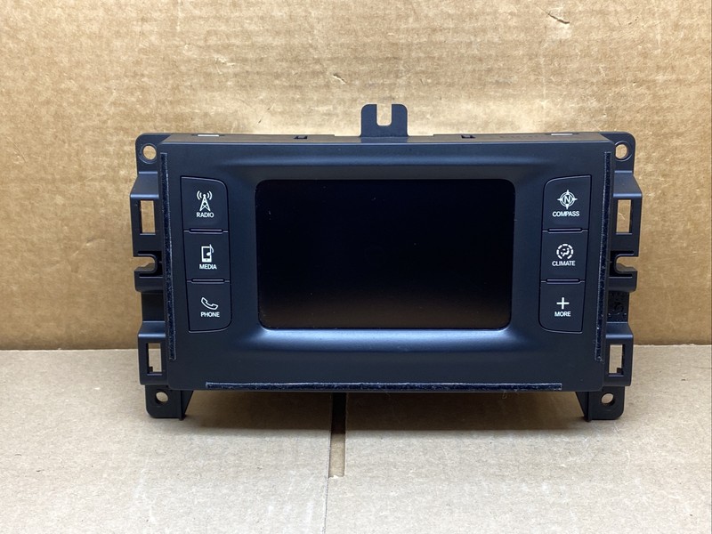 2018 Jeep Cherokee Radio Receiver Player Information Screen VP2 OEM P68365212AB