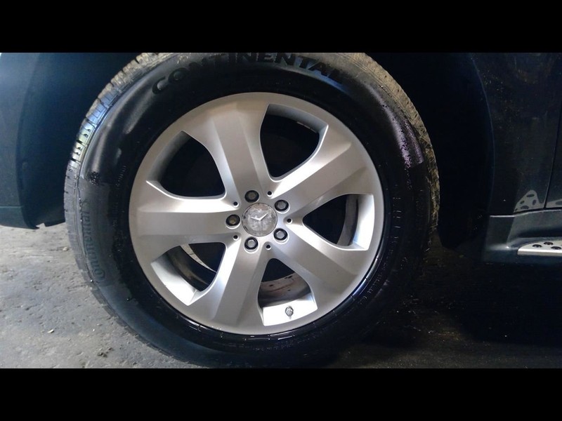 Rim Wheel 164 Type GL450 19x8-1/2 5 Spoke Fits 09-12 MERCEDES GL-CLASS 1597732