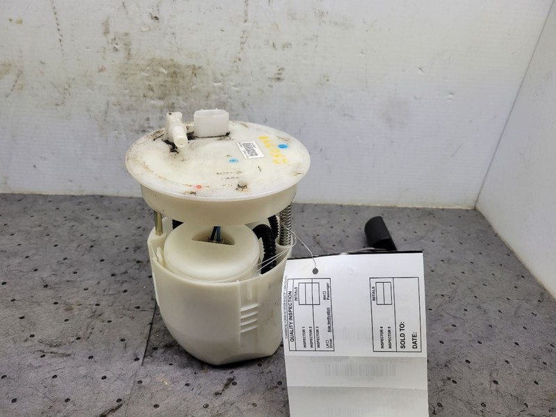 Fuel Pump Assembly Tank Mounted Fits 14-17 MAZDA 6 1650527