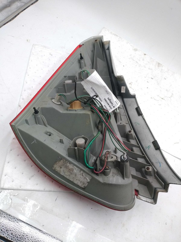 2008 Nissan Maxima Right Tail Light Assembly Silver OEM Used SCUFFS 354015