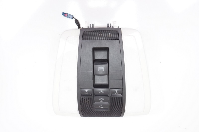 MERCEDES C-Class Overhead Console Dome Lamp OEM 2008 - 2011