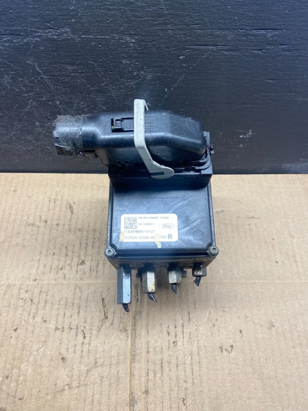 2006 2007 Ford E250 E350 Econoline Anti-Lock ABS Antilock Brake Pump AD1834 DG
