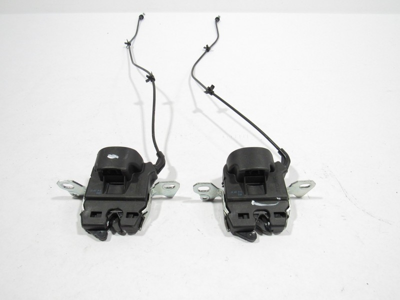 Mercedes E63 S W213 2018 Rear Seat Release Lock Latch Set 2 PCS 18-20 ; :O