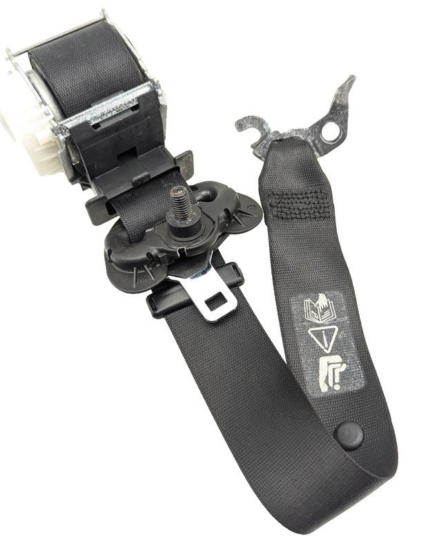 07-11 BMW E90 335i 328i SEDAN SEAT BELT FRONT PASSENGER RIGHT OEM