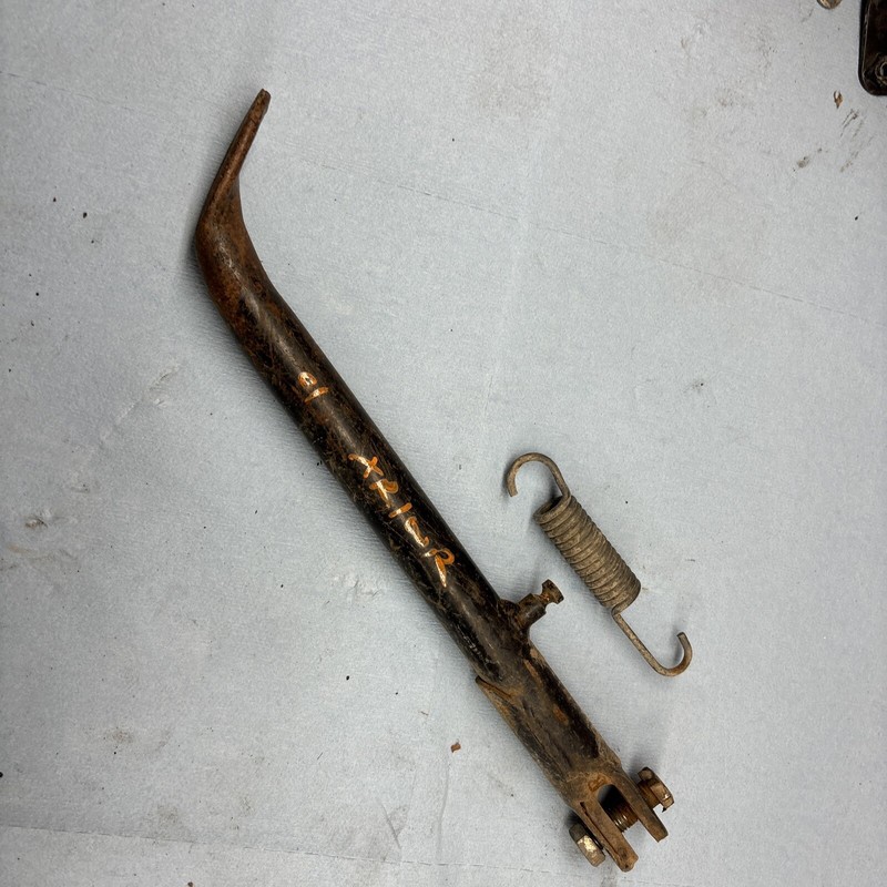 2001 Honda Xr110r Kick Stand Good