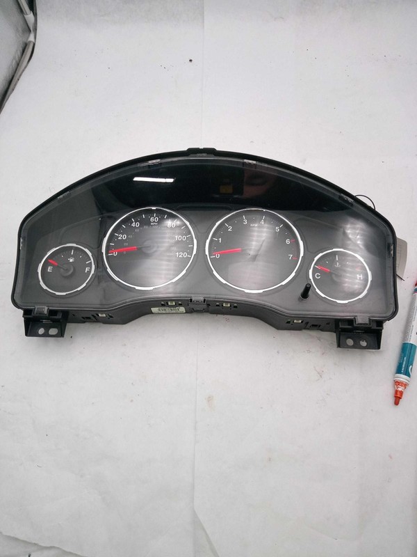 2008 Jeep Liberty Speedometer Gauge OEM Red 125k Miles NJ25-26741-677831