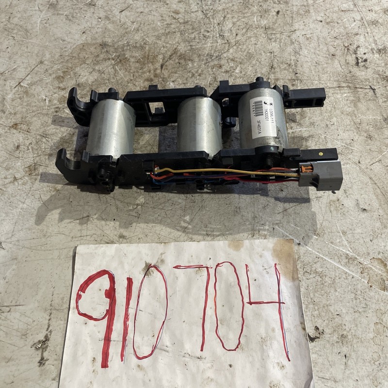 06-11 CADILLAC DTS BUICK LUCERNE FRONT RIGHT PASSENGER SEAT MOTOR ASSEMBLY OEM