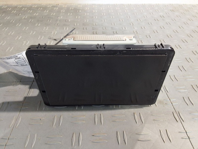 2020-2022 Hyundai PALISADE Radio Display And Receiver w/o Navigation
