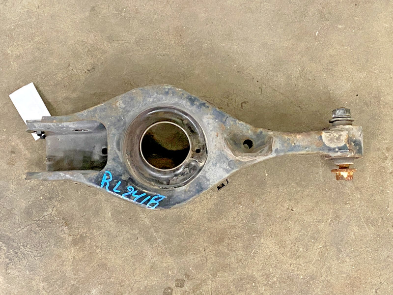 ⭐2010-2014 HYUNDAI GENESIS COUPE REAR LEFT CONTROL SPRING SUPPORT ARM LOT2418
