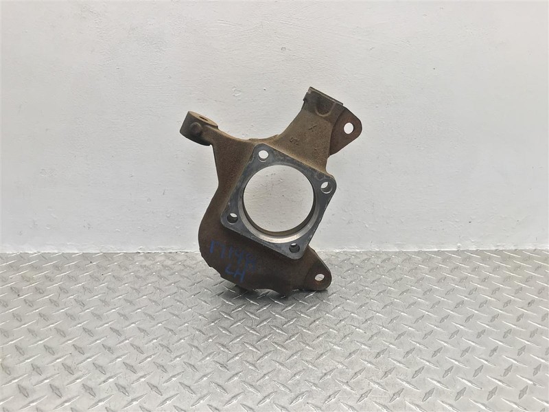 01-07 SILVERADO 1500 2500 3500 FRONT DRIVER KNUCKLE OEM 515-01302L