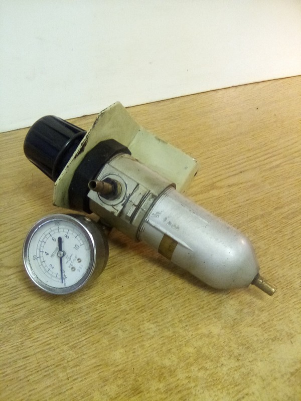 Pneumatic Air Filter Regulator Q-785 8700
