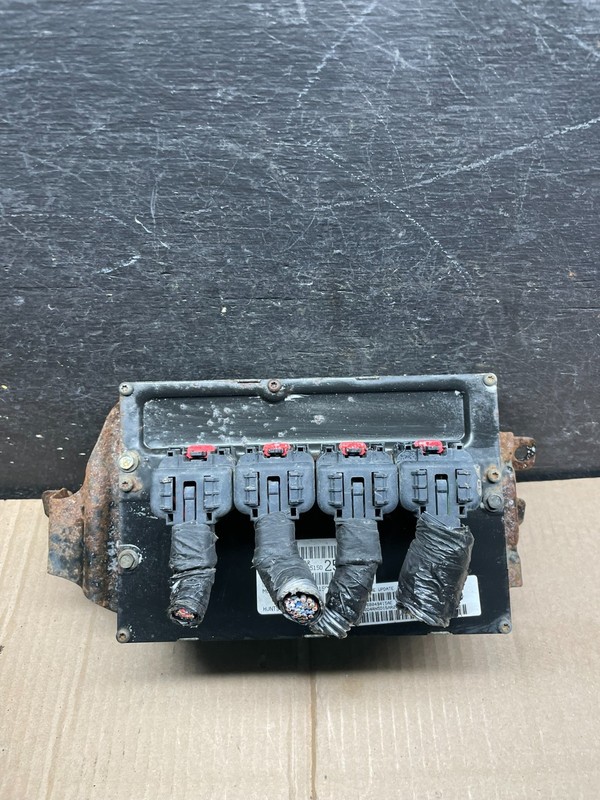 2010 Dodge Caravan Town & Country Engine Computer ECU OEM x4029 DG