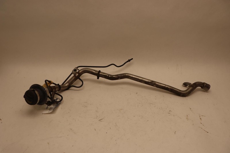 2014-2019 MERCEDES CLA250 C117 2.0L FUEL TANK GAS FILLER NECK HOSE TUBE PIPE OEM