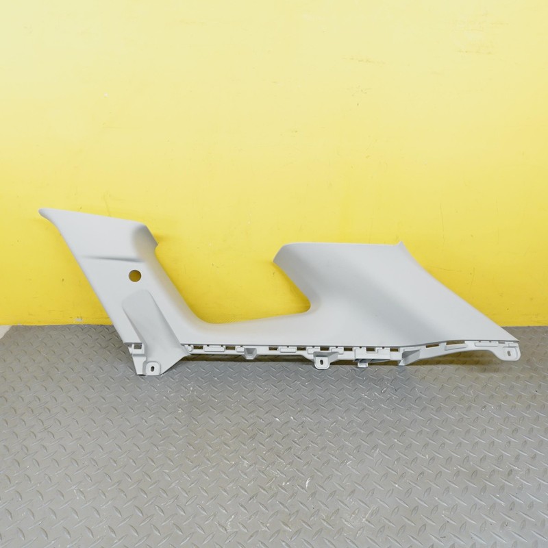 2023-2025 KIA SPORTAGE REAR RIGHT C PILLAR UPPER QUARTER TRIM COVER PANEL OEM