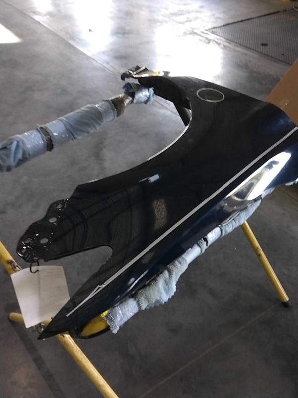 2018 Toyota Camry Front Right Fender Blue OEM Used 629275 74000 Miles