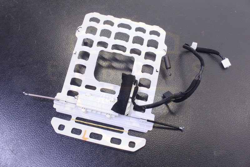 HYUNDAI KONA 18 19 20 21 22 23 FRONT LEFT SEAT LUMBAR ADJUST SUPPORT CUSHION OEM