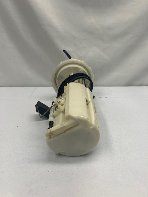 2001 2002 2003 2004 Toyota Tacoma fuel pump assembly 4x2 prerunner