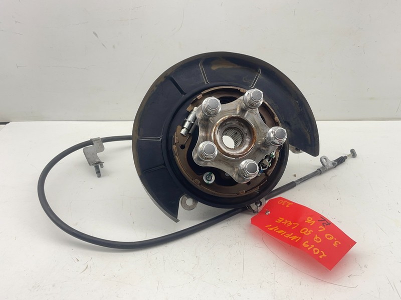 18–20 INFINITI Q50 REAR LEFT DRIVER SIDE WHEEL HUB KNUCKLE BEARING ASSEMBLY OEM