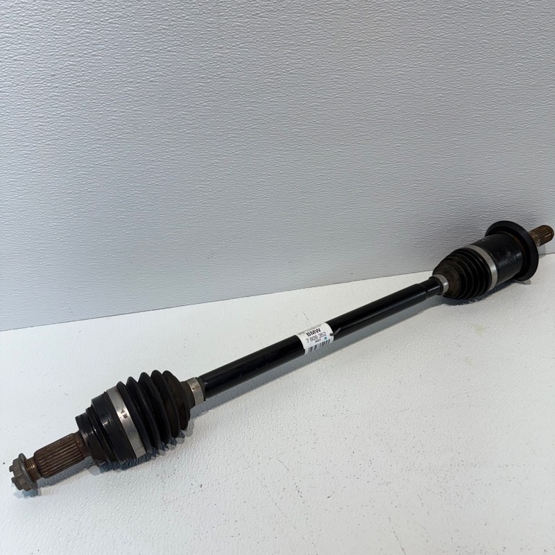 2013 - 2018 BMW 320 Rear Right Passenger Side Drive Shaft CV Axle 7609352 OEM