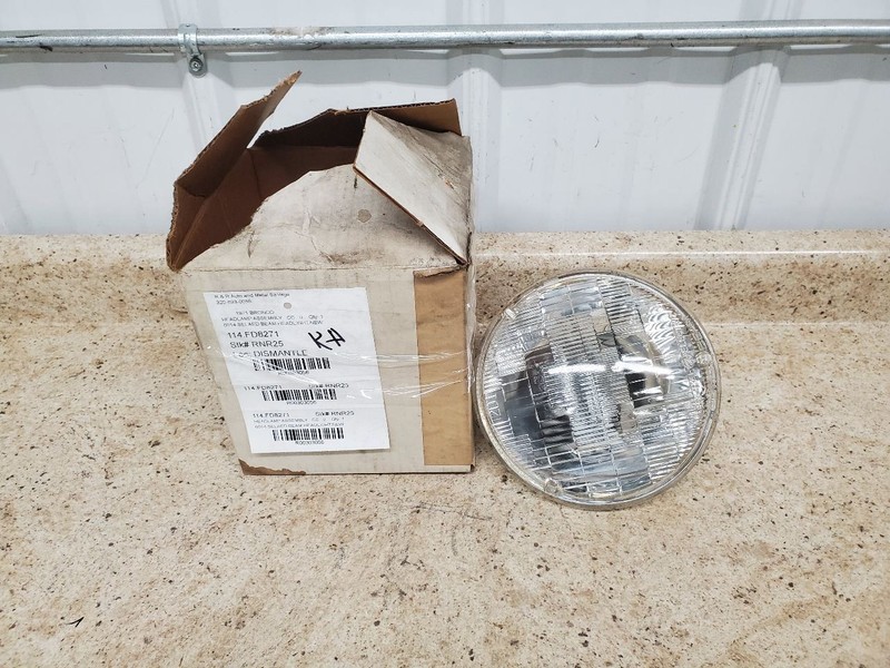 BRONCO1971 Headlight 303056