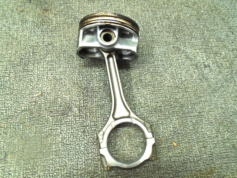 Suzuki Stbd PISTON & CONNECTING ROD 12111/12160-98L00 2018-2025 300 325 350Hp #1