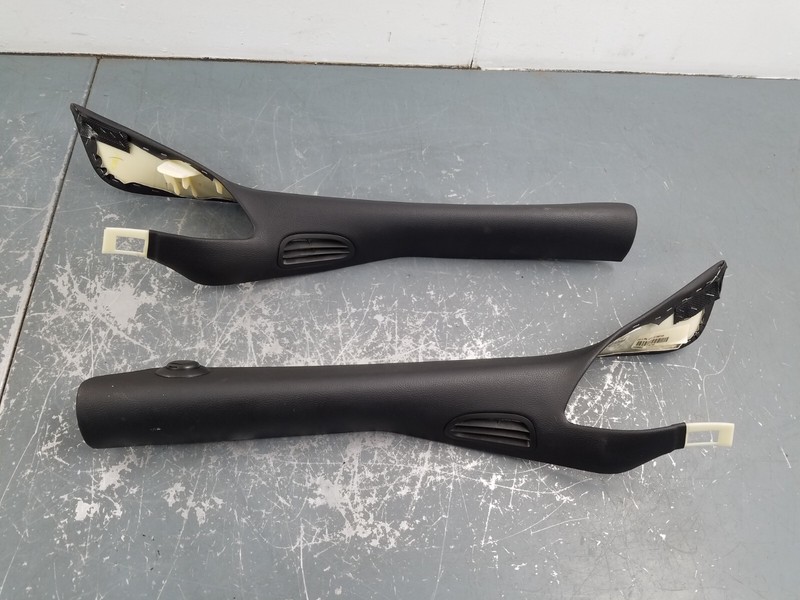2008 Chevy Corvette C6 A Pillar Trim Panels #0206 K3