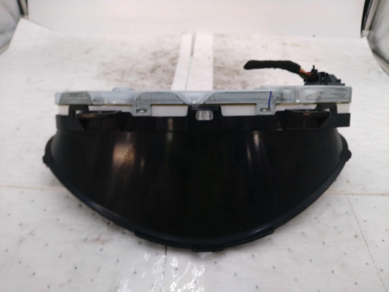 2016 Cadillac XTS Speedometer Gauge Black OEM 23353658 147K Miles