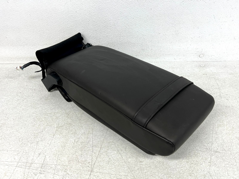 ⭐2015-2019 INFINITI Q70L REAR CENTER SEAT ARMREST LID COVER BLACK OEM LOT2673