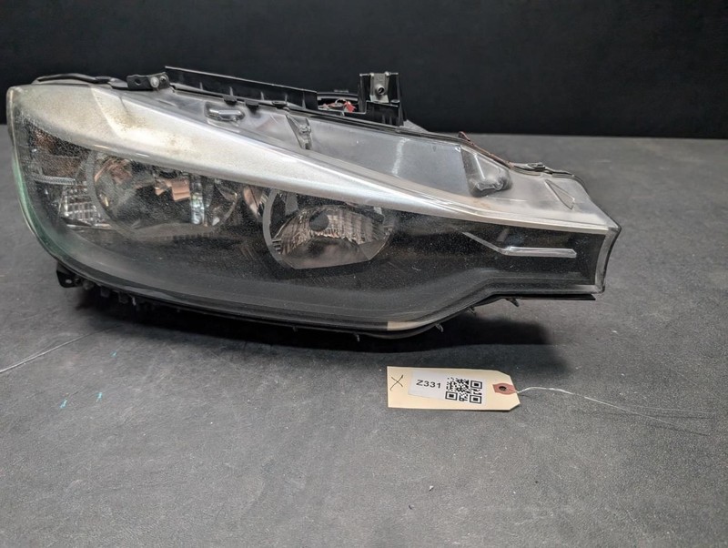 Front Right Headlight Halogen 2015 BMW 320i 63117259550 2013 2014 X