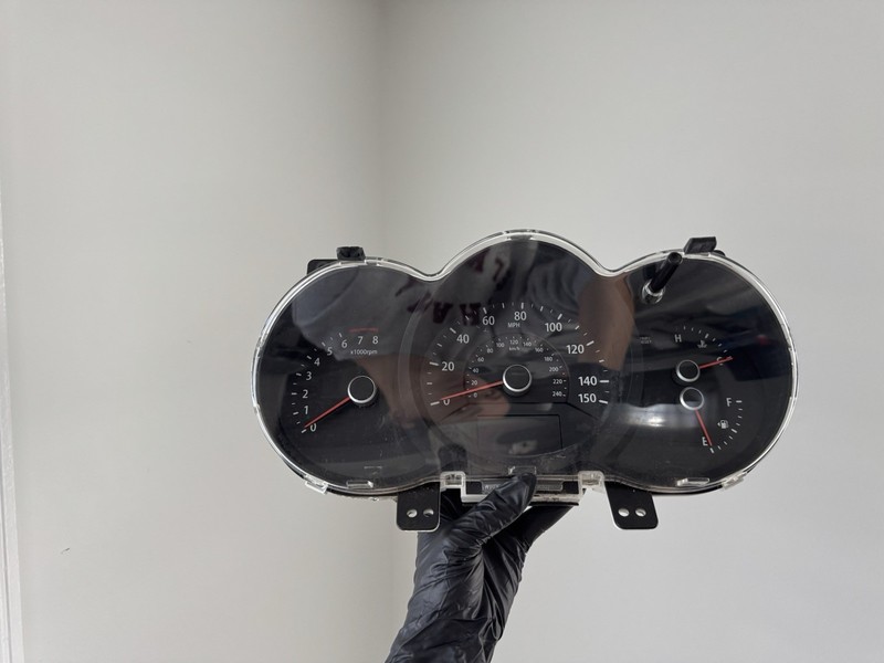 2011-2013 Kia Sorento Speedometer Instrument Panel Cluster Gauge 94001-1U030 OEM