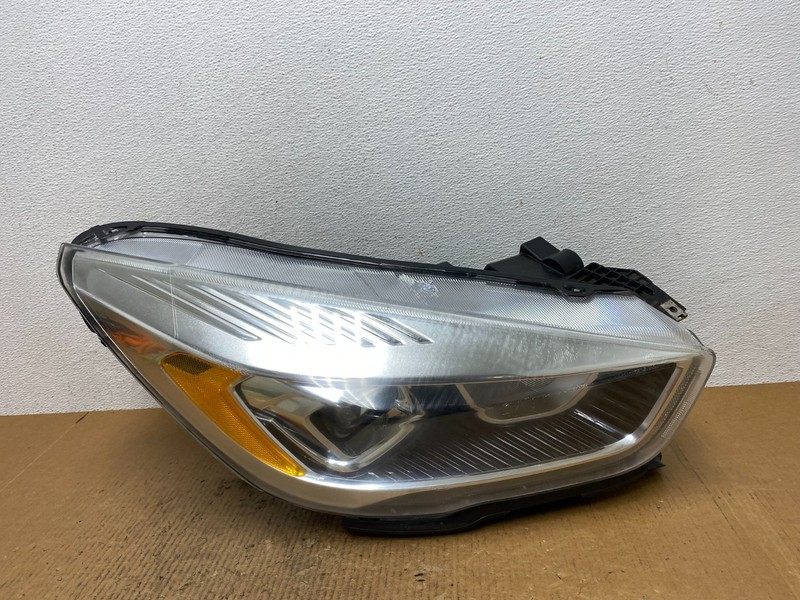 2017 - 2019 Ford Escape Right Passenger Side LED Headlight W/Module AE1610 DW