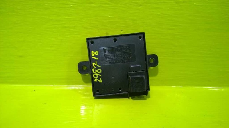 08 09 10 11 FORD FOCUS LIGHTING CONTROL MODULE OEM 2987-18