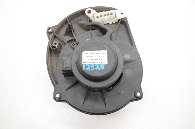 06-10 Hummer H3 3.7L Blower Motor Heater Motor 11212001