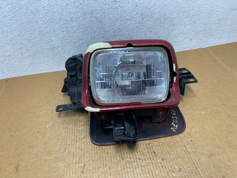 1984 to 1989 Chevrolet Corvette Left Driver LH Side Headlight OEM AE0561 DW