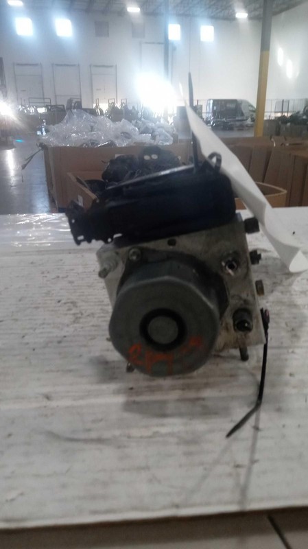 Used ABS Pump and Motor Assembly fits: 2022 Nissan Kicks assembly S Grade A