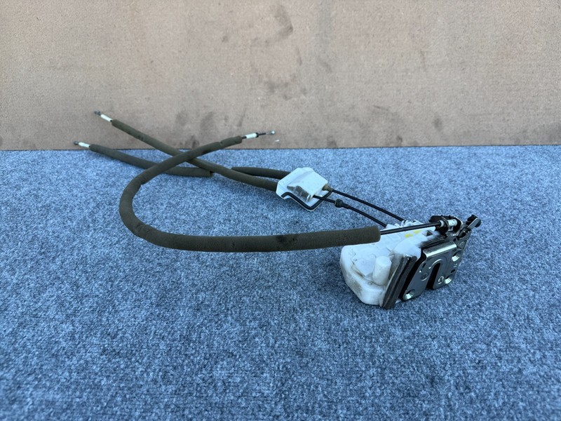 INFINITI Q60 2017-2022 OEM RIGHT PASSENGER DOOR LOCK LATCH ACTUATOR WITH CABLES