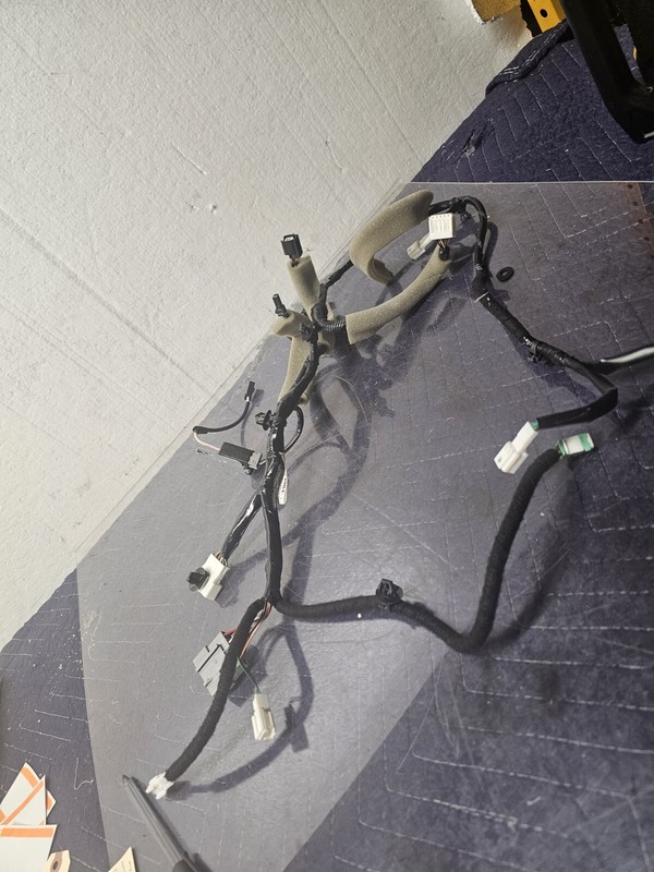 OEM | 2019-2023 Nissan Murano Rear Hatch Harness
