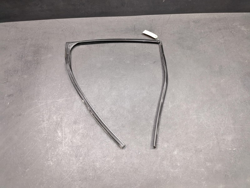 Rear Right Door Window Glass Run Channel 2020 Nissan Sentra 2021 2022