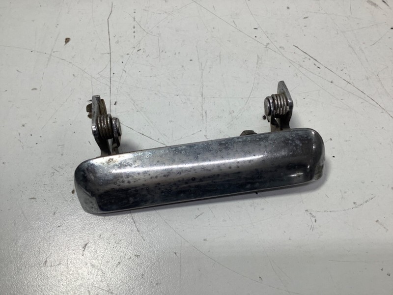 76-79 Honda Civic 2D Right Outer Handle 75611-679-000 OEM