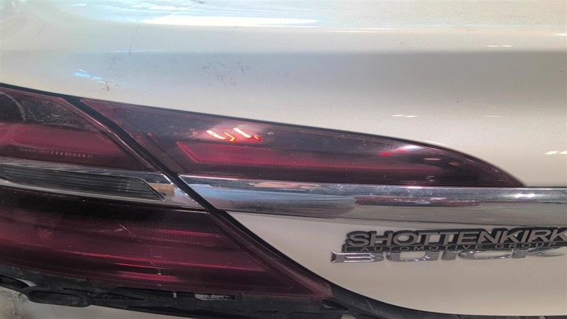 Passenger Right Tail Light Lid Mounted Fits 14-17 REGAL 3517466