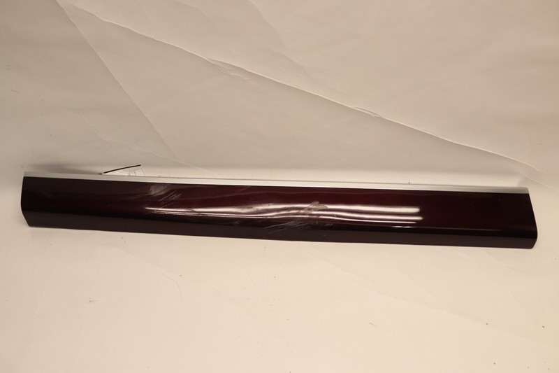 2020-2023 HYUNDAI PALISADE FRONT LEFT DRIVER SIDE DOOR LOWER MOLDING TRIM OEM
