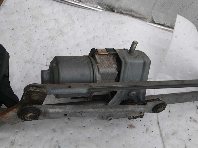 2008 Volkswagen Golf GTI Wiper Motor OEM 1K1955119B RED 133K Miles
