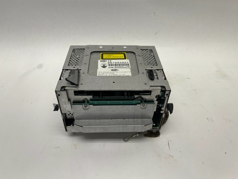 2005-2007 MASERATI COUPE GT DASHBOARD RADIO STEREO AUDIO PLAYER RECEIVER OEM
