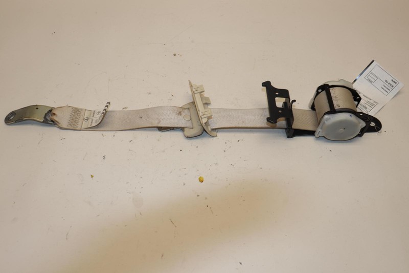 2010 LEXUS IS250 CONVERTIBLE REAR SECOND ROW RIGHT PASSENGER SIDE SEAT BELT OEM