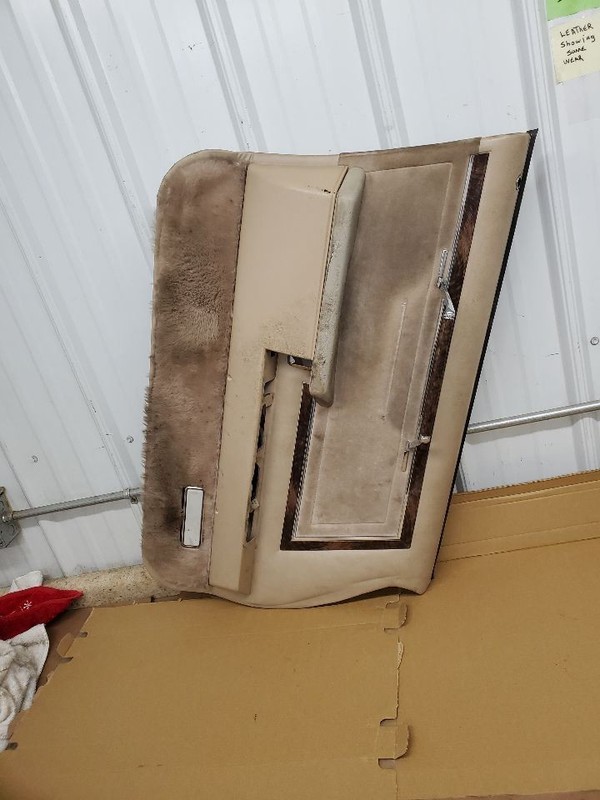 CHRY-NY-R 1983 Front Door Trim Panel 292657