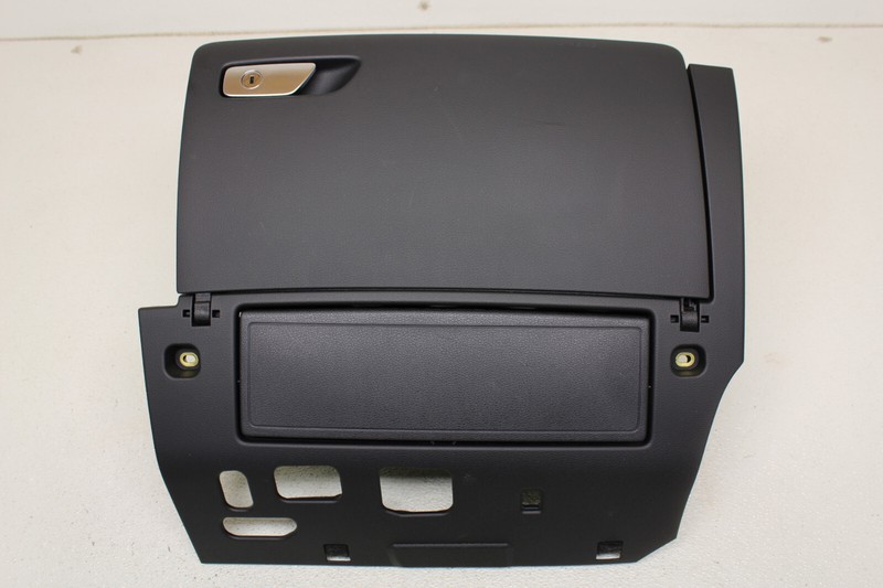 Audi A3 S3 RS3 Passenger Glove Box Compartment Assembly Glovebox Oem 2017-2020